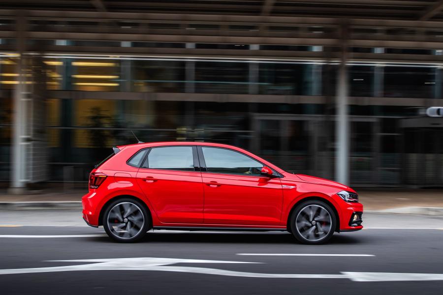  Volkswagen Polo GTI (Typ AW) 2018 года  (ZA) (фото 12 из 36)